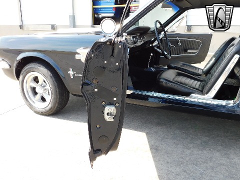 1965 Ford Mustang image 54