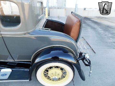 1930 Ford Model A image 71