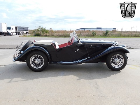 1954 MG TF image 4