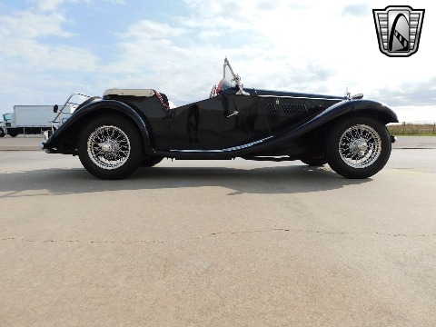 1954 MG TF image 12
