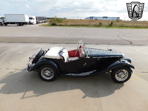 1954 MG TF image 13