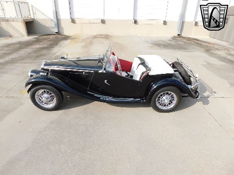 1954 MG TF image 23