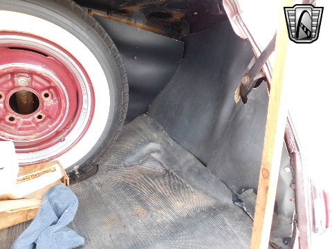 1941 Ford Super Deluxe image 111