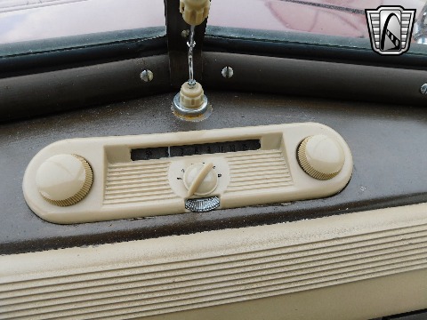 1941 Ford Super Deluxe image 86