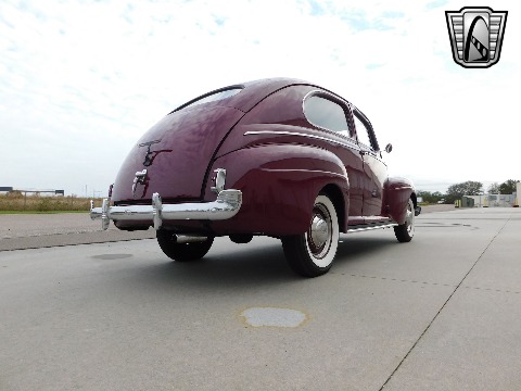 1941 Ford Super Deluxe image 16
