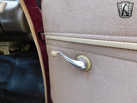 1941 Ford Super Deluxe image 95