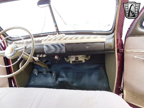 1941 Ford Super Deluxe image 103