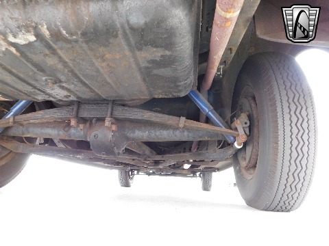 1941 Ford Super Deluxe image 129