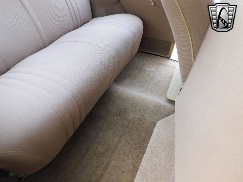 1941 Ford Super Deluxe image 105