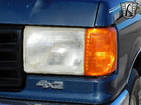 1987 Ford F150 image 36