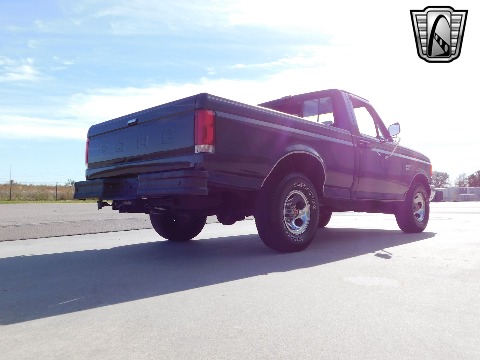 1987 Ford F150 image 16
