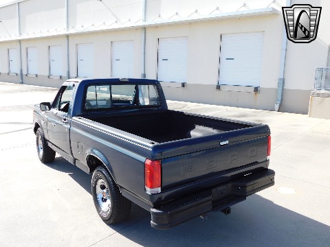 1987 Ford F150 image 19