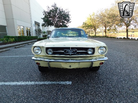 1965 Ford Mustang image 3