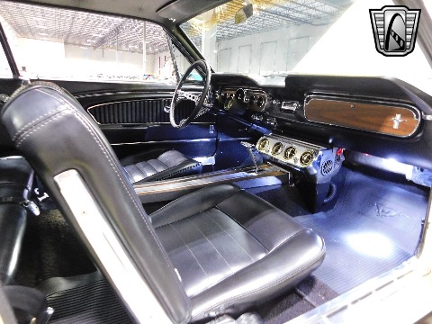 1965 Ford Mustang image 82