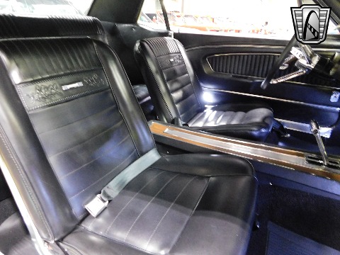 1965 Ford Mustang image 83