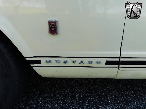 1965 Ford Mustang image 33