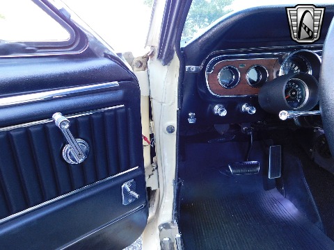 1965 Ford Mustang image 59