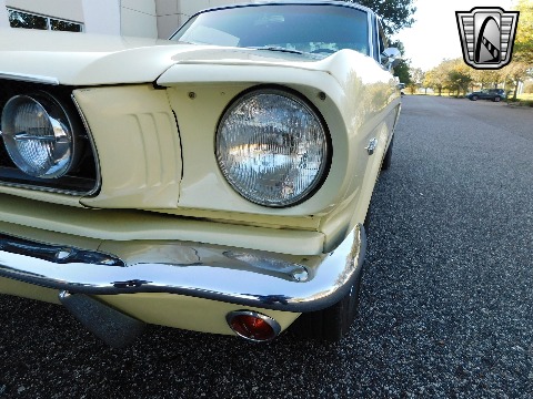 1965 Ford Mustang image 35