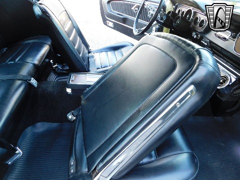 1965 Ford Mustang image 89