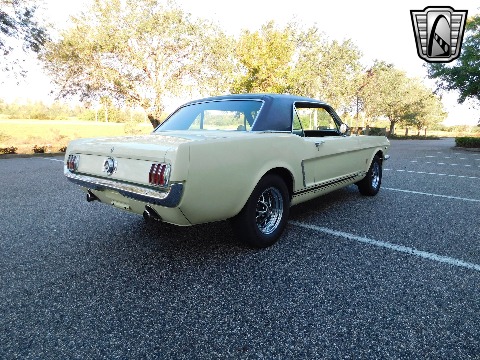 1965 Ford Mustang image 15