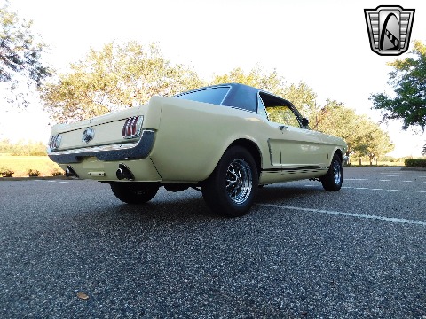 1965 Ford Mustang image 16