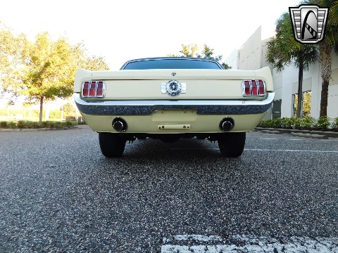 1965 Ford Mustang image 17