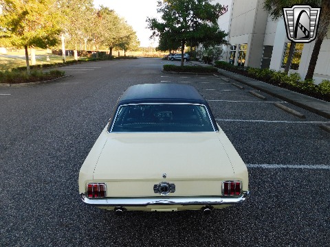 1965 Ford Mustang image 18
