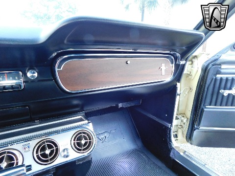 1965 Ford Mustang image 70