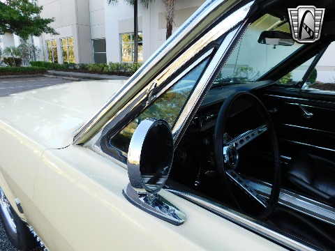 1965 Ford Mustang image 28