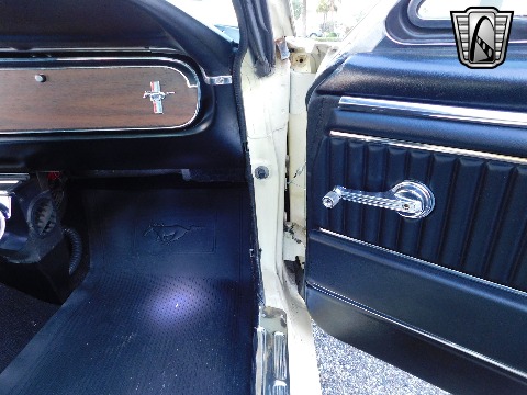 1965 Ford Mustang image 80