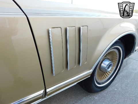 1978 Lincoln Continental Mark V image 37