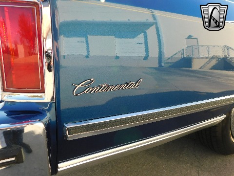 1976 Lincoln Continental image 57