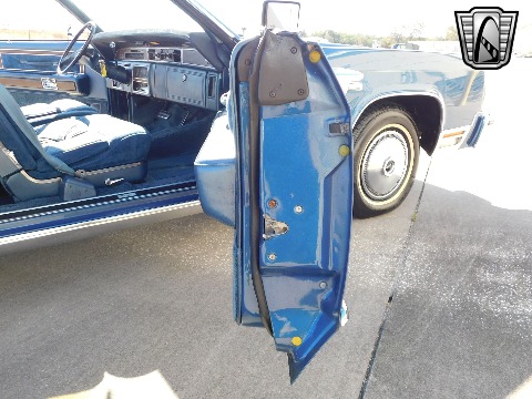 1976 Lincoln Continental image 83