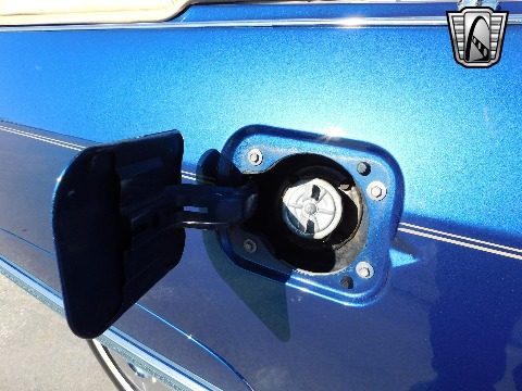 1976 Lincoln Continental image 33