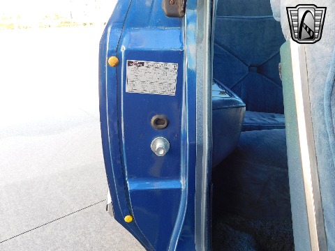 1976 Lincoln Continental image 89