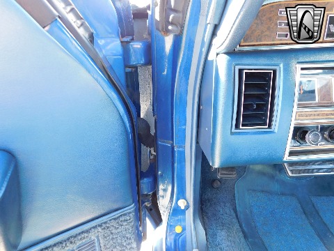 1976 Lincoln Continental image 64