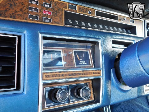 1976 Lincoln Continental image 72