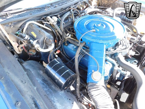 1976 Lincoln Continental image 100