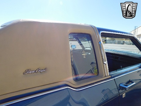 1976 Lincoln Continental image 52