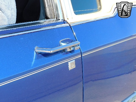 1976 Lincoln Continental image 28