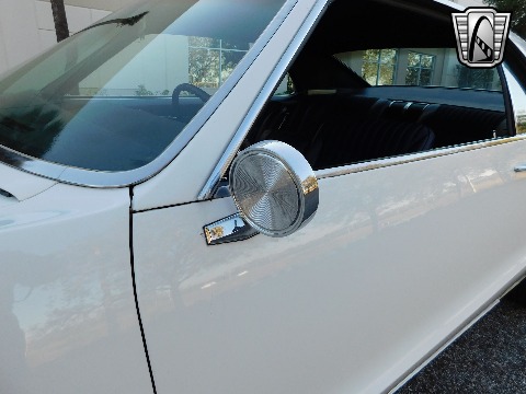 1966 Oldsmobile Toronado image 26