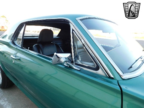 1967 Mercury Cougar image 39