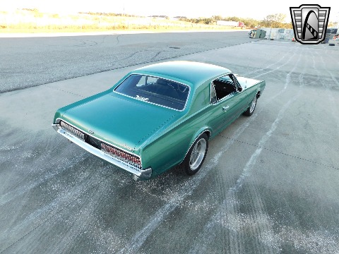 1967 Mercury Cougar image 14