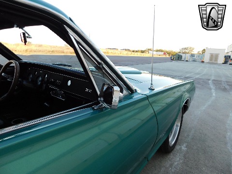 1967 Mercury Cougar image 40
