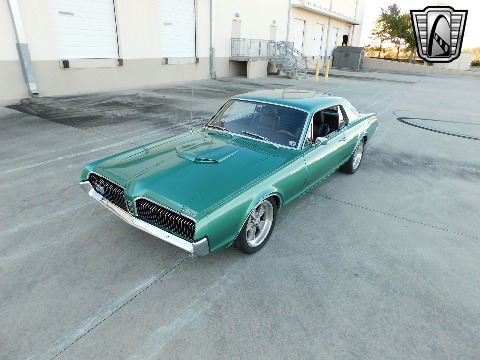 1967 Mercury Cougar image 24