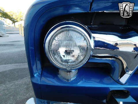 1954 Ford F100 image 35