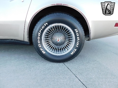 1982 Chevrolet Corvette image 57