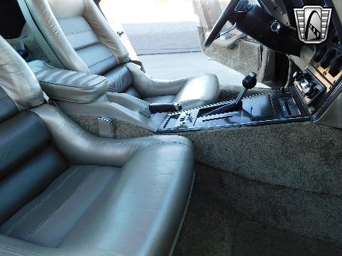 1982 Chevrolet Corvette image 88