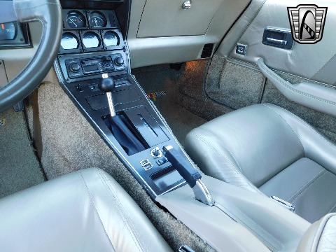 1982 Chevrolet Corvette image 73