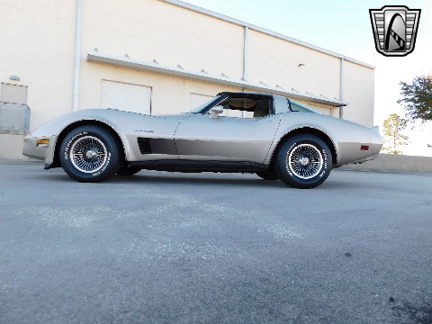 1982 Chevrolet Corvette image 22